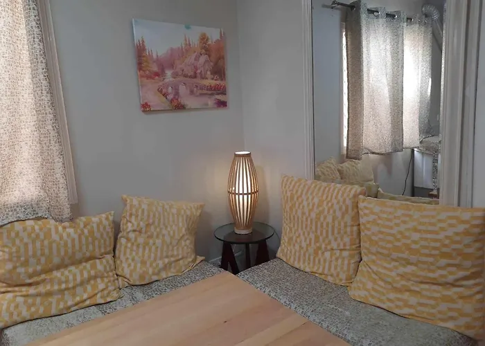 Aunt & Niece Condotel 2 Bedroom アパートホテル